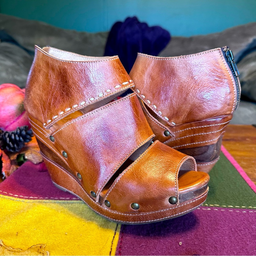 BedStu Wedge Heels 🤎